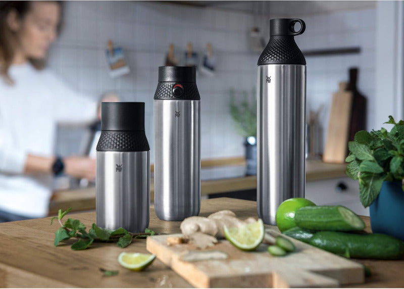 WMF Waterkant Trinkflasche Edelstahl 750Ml, Edelstahlflasche Kohlensäure Geeignet, Drehverschluss, Auslaufsicher, Bpa-Frei