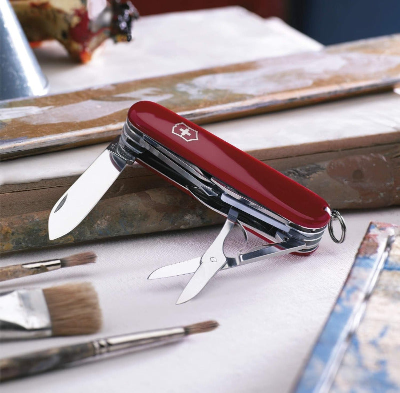 Victorinox Explorer Swiss Army Knife – 16 Function Multitool Pocket Knife with Blade, Corkscrew, Can Opener – Classic Red