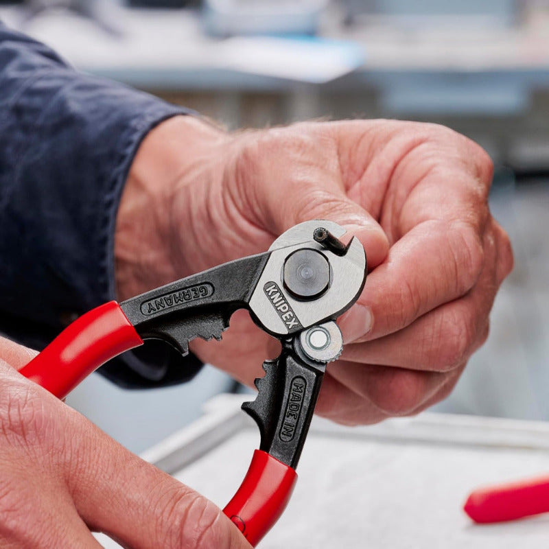 KNIPEX Wire Rope Cutter 190mm – Forged, PVC-Coated | 95 61 190