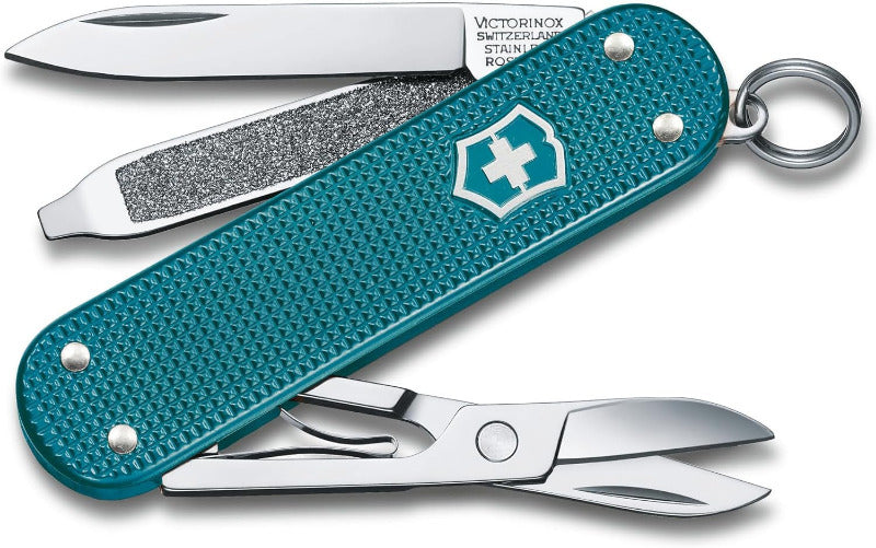 Victorinox Classic SD Alox Swiss Army Knife – Compact Multitool with 5 Essential Functions