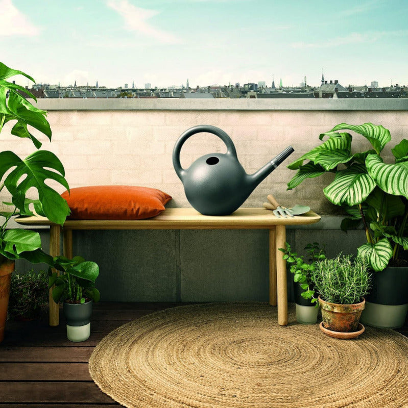 EVA SOLO Globe Watering Can – 9.0 L, Dark Grey