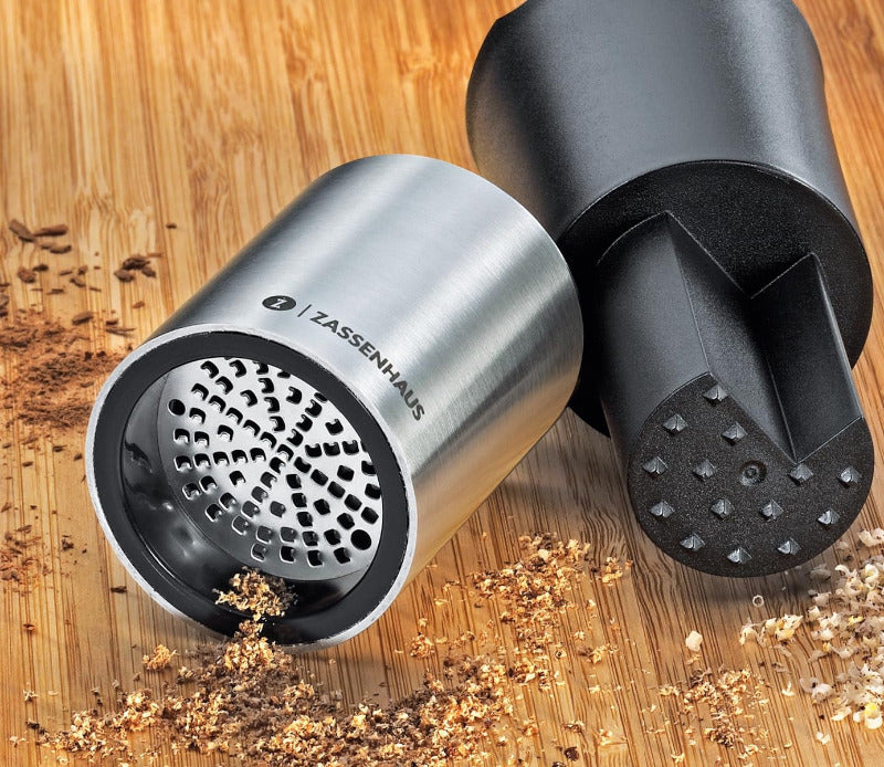 ZASSENHAUS Spice Mill Duo | Nutmeg & Chili Grinder | Stainless Steel & Plastic | Black-Silv