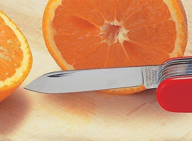 Victorinox Explorer Swiss Army Knife – 16 Function Multitool Pocket Knife with Blade, Corkscrew, Can Opener – Classic Red