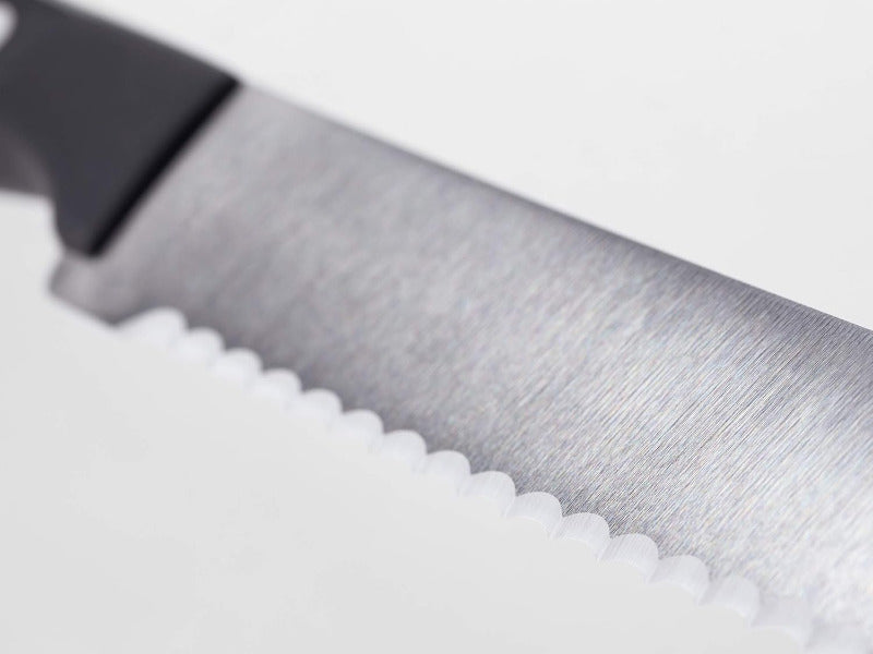WÜSTHOF Gourmet Bread Knife 20 cm – Effortless Slicing for Every Crust