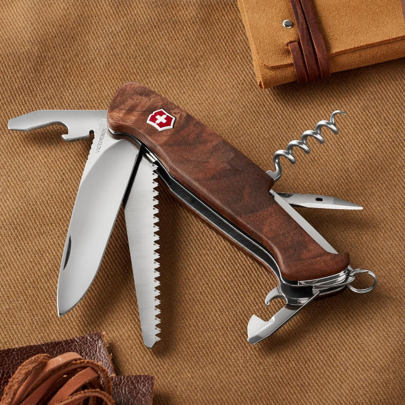 Victorinox Ranger 55 – Swiss Army Knife with 10 Functions, Locking Blade & Screwdriver | Multi-Tool