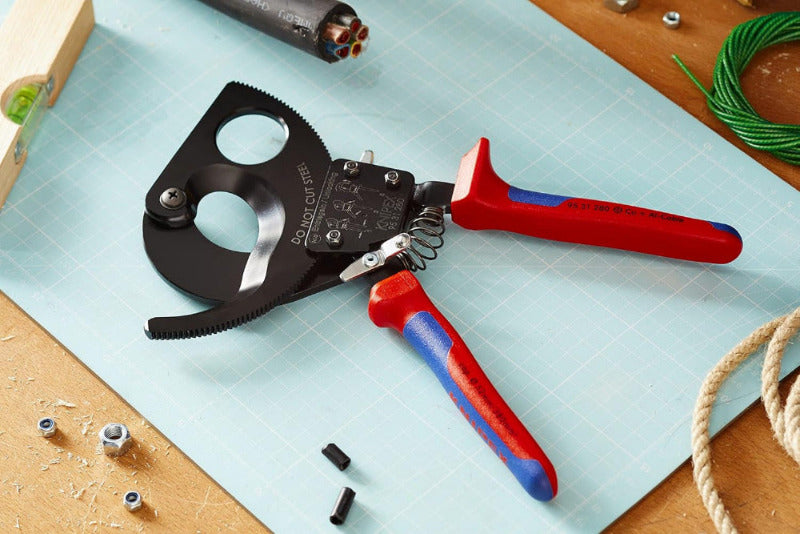 KNIPEX Cable Cutter 95 31 280 – Ratchet Action, Multi-Component Handles, 280mm, Black Lacquered