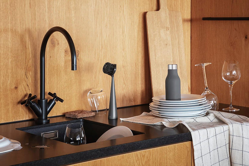EVA SOLO Squeeze Soap Dispenser – Elephant Grey