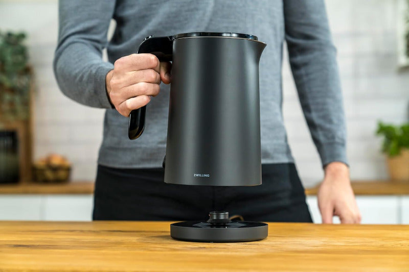 ZWILLING ENFINIGY Electric Kettle – 1.0L, Black | Cordless, Stainless Steel Limescale Filter