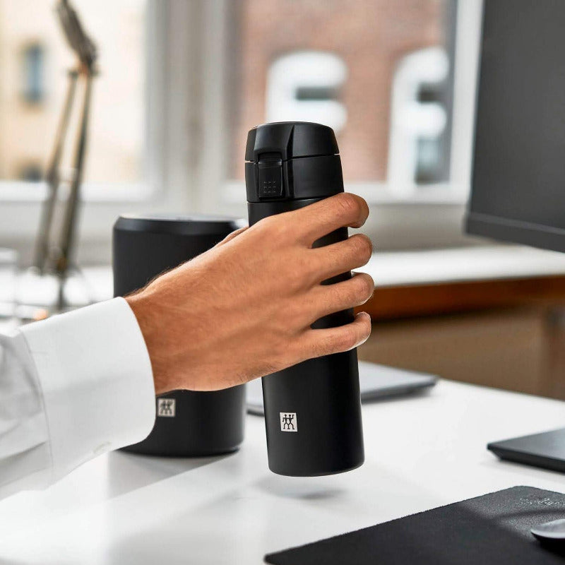 ZWILLING Thermo Travel Bottle – 450 ml | Double-Wall Insulated, Leak-Proof, Black
