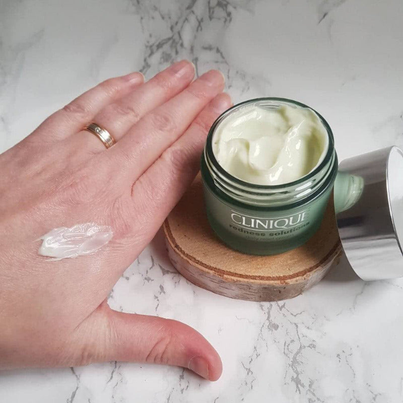 CLINIQUE Redness Solutions Daily Relief Cream – 50ml