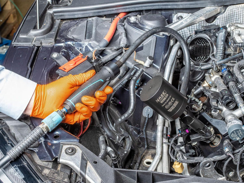 Hazet Injektor-Schlagauszieher Pneumatisch 9098/24, 24-Teilig, Schonender Ausbau Von Diesel Injektoren, Vermeidung Von Zylinderkopfschäden, Inklusive 21 Adapter Für Verschiedene Marken