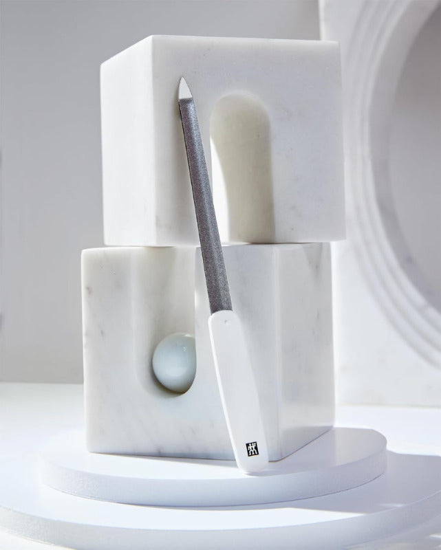 ZWILLING Sapphire Nail File – 160 mm | Double-Sided Sapphire-Coated Formfeile with Polished Tip, Ergonomic Design, White