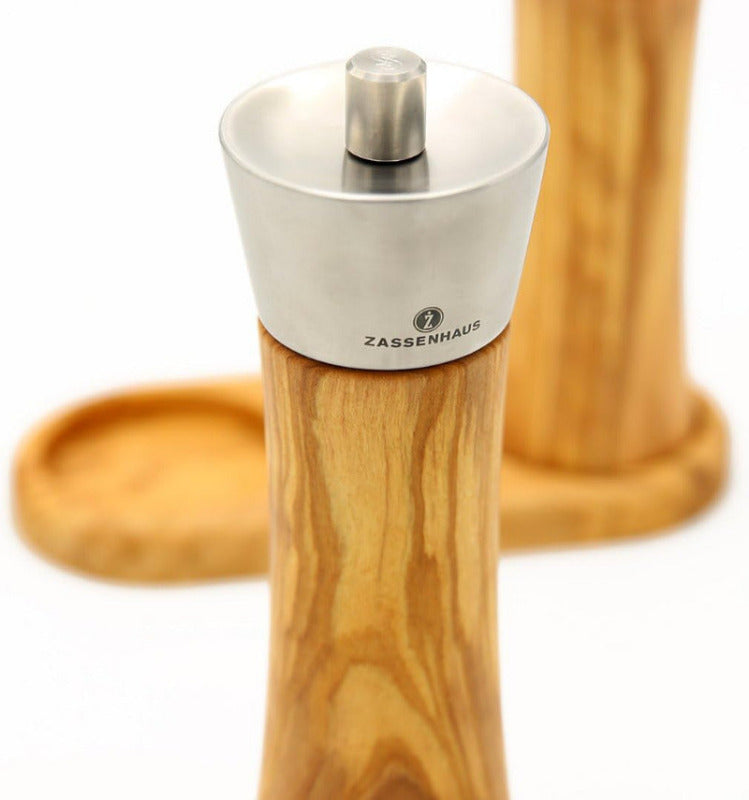 ZASSENHAUS Augsburg Salt & Pepper Mill Set – Olive Wood, 18 cm with Tray