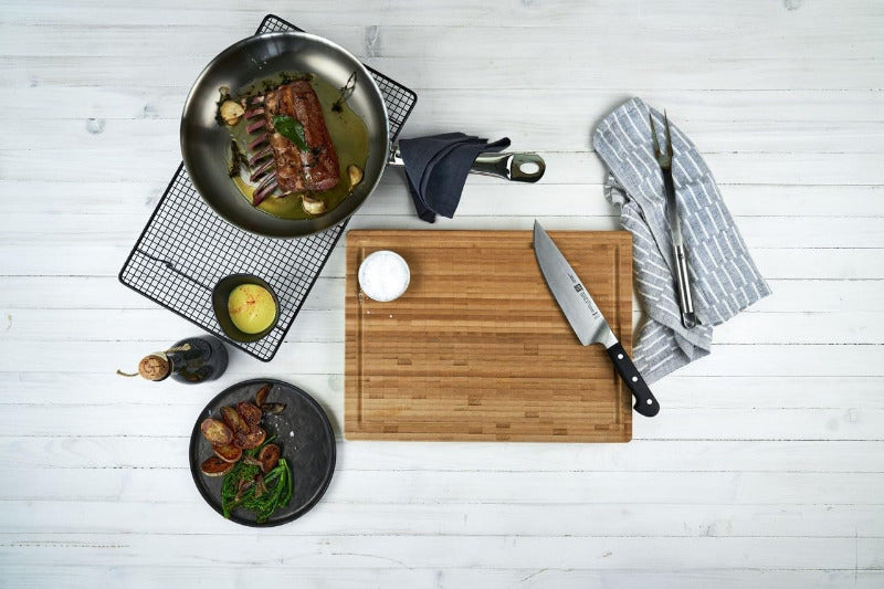 ZWILLING Bamboo Cutting Board – 42 x 31 cm, Reversible with Juice Groove