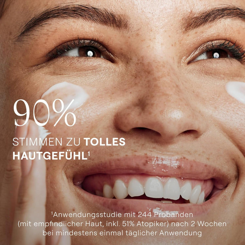 WELEDA Bio Mandel Sensitiv Reinigungsmilch, Sanfte Porentiefe Naturkosmetik Reinigung Für Sensible Haut Im Gesicht, Geeignet Für Neurodermitiker Und Schonende Entfernung Von Make-Up (1 X 75 Ml)
