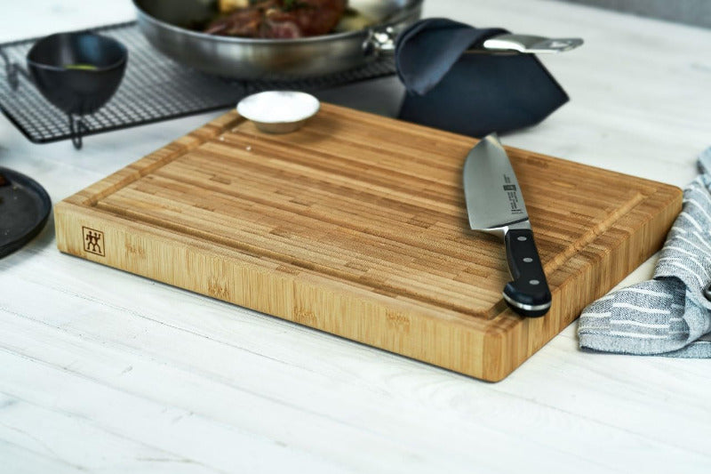 ZWILLING Bamboo Cutting Board – 42 x 31 cm, Reversible with Juice Groove