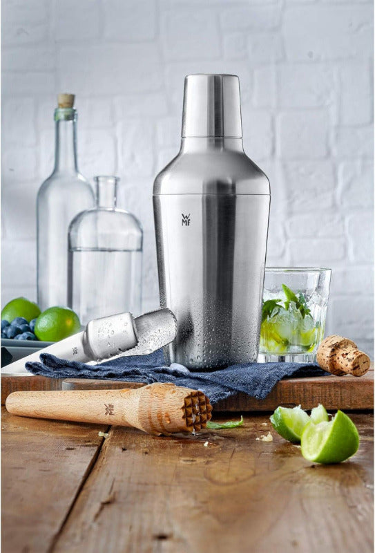 WMF Matroschka Cocktail Set 5-Teilig, Barkeeper Set Mit Edelstahl Cocktail Shaker 700Ml, Cl Messbecher, Cocktail Sieb, Eiszange Und Stößel, Ineinander Verstaubar